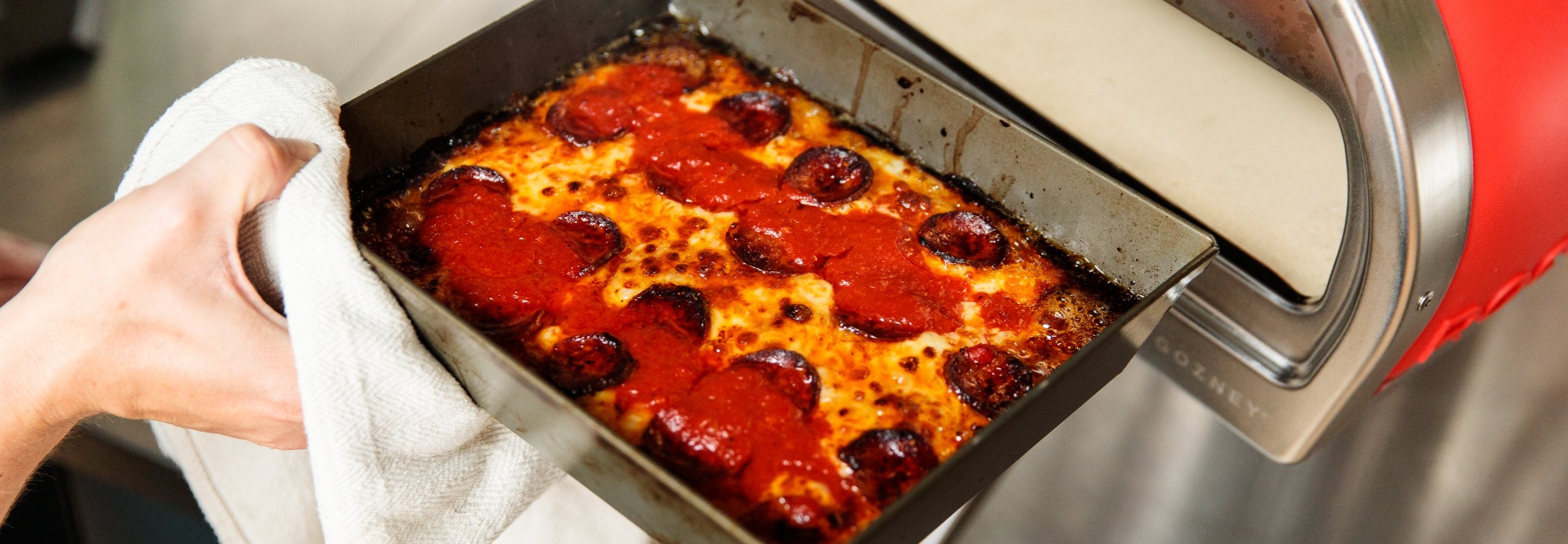Detroit Style Pizza Recipe | Roccbox Recipes| Gozney – Gozney