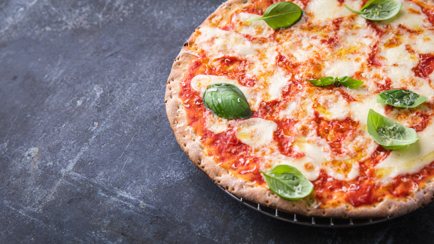 Cracker-Thin Style Pizza