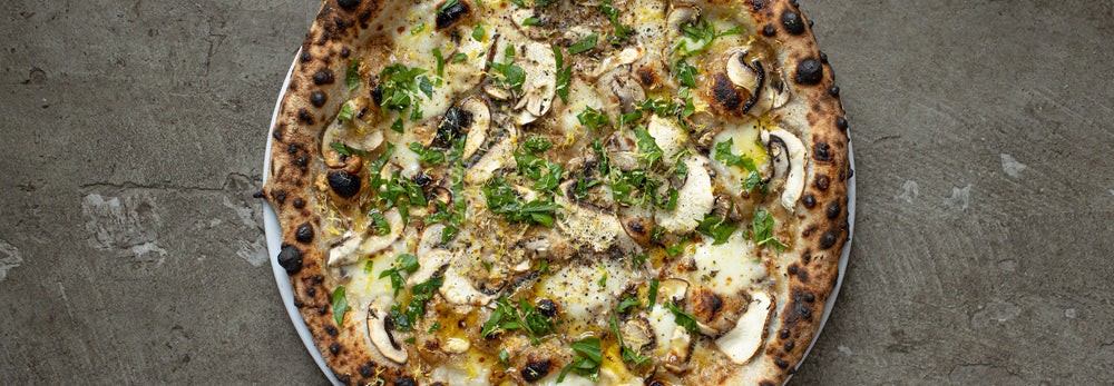Mushroom & Onion Cream Pizza